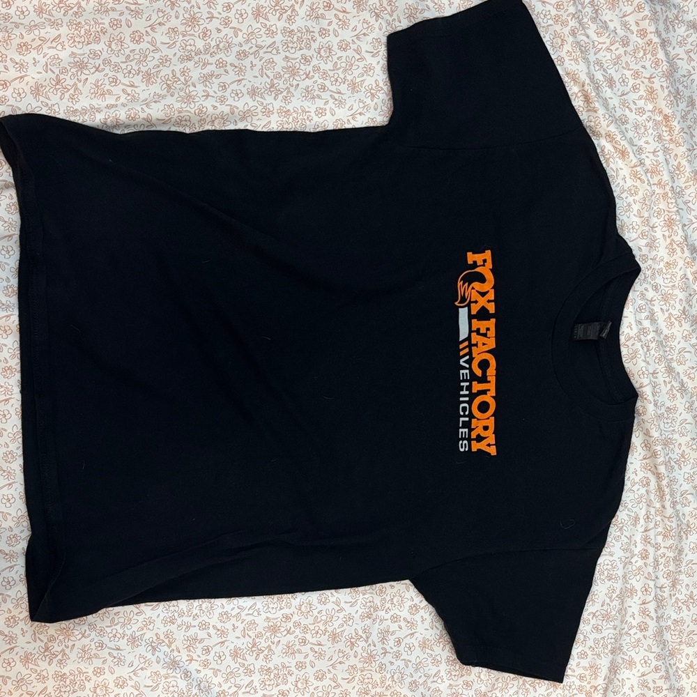 Gildan Black and Orange Short Sleeve Tee